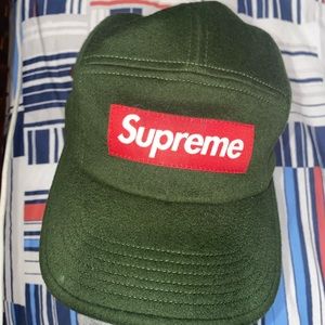 Brand new wool green supreme hat